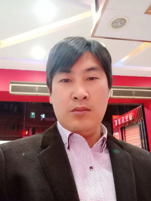 奔跑的第二张照片--永安相亲网