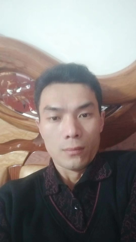 错把真心喂了狗的第四张照片--永安相亲网