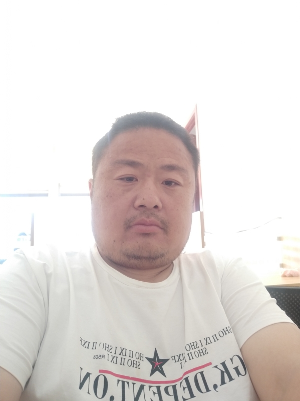 流星隐爱的第三张照片--永安相亲网