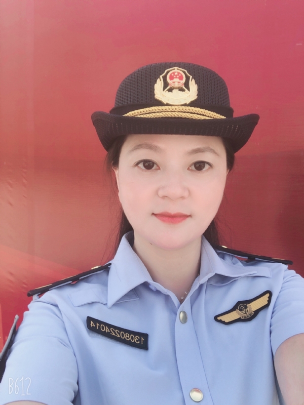 明明的第一张照片--永安相亲网
