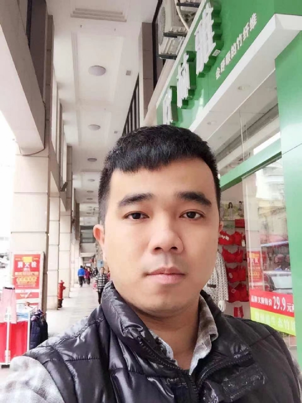 小小怪兽的第一张照片--永安相亲网